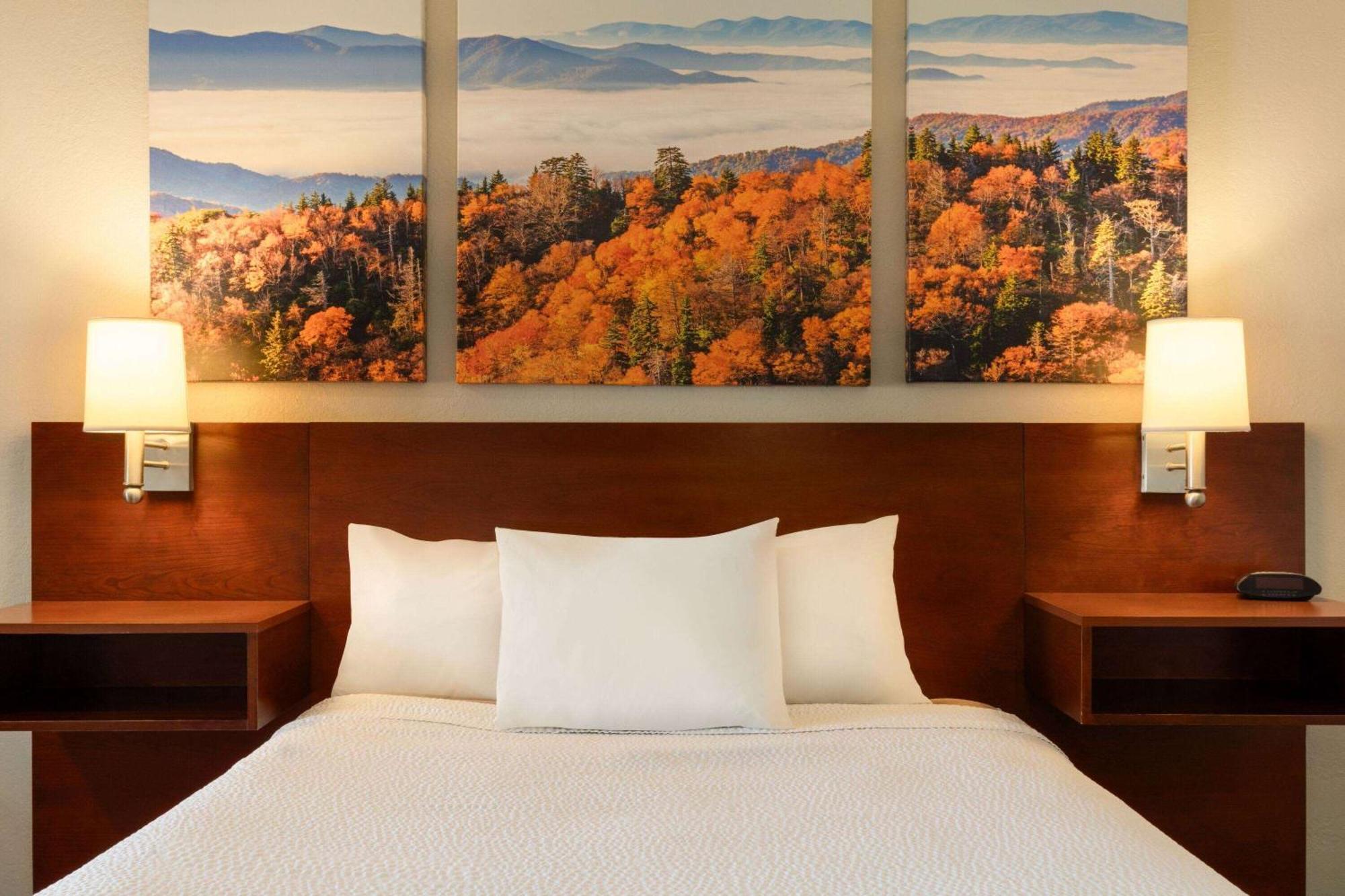 Days Inn By Wyndham Диллон Экстерьер фото